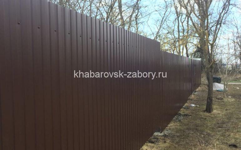 забор из профлиста в Хабаровске